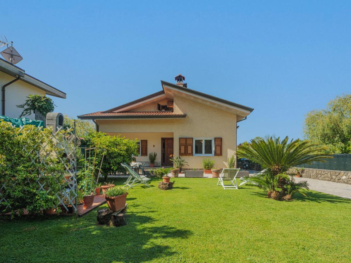 Apartment Emiliano By Interhome Marina di Massa Exterior foto